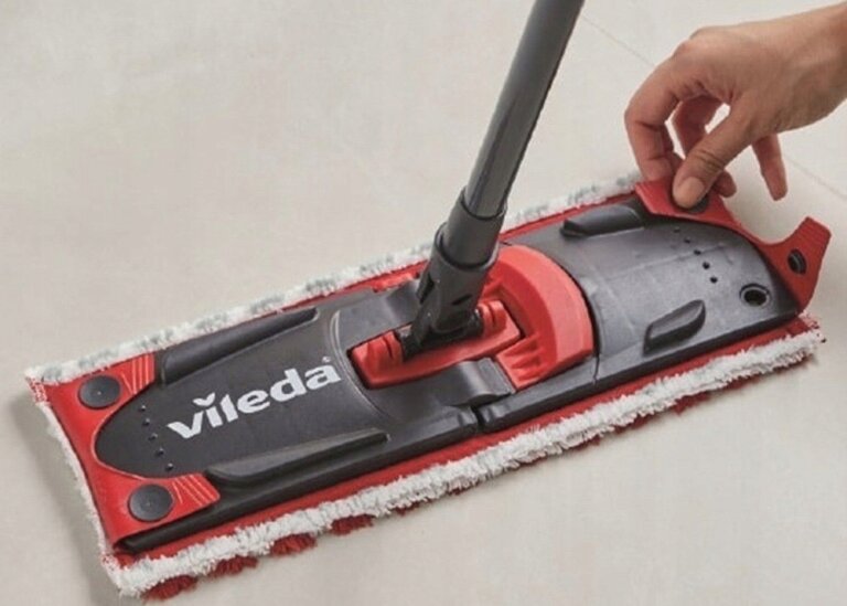 Wiadro i mop płaski Vileda ultramax 2in1 MOP PŁASKI 35 cm + rękawice (12)