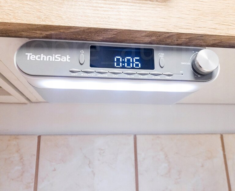 Radio kuchenne podszafkowe TechniSat KitchenRadio sieciowe (10)