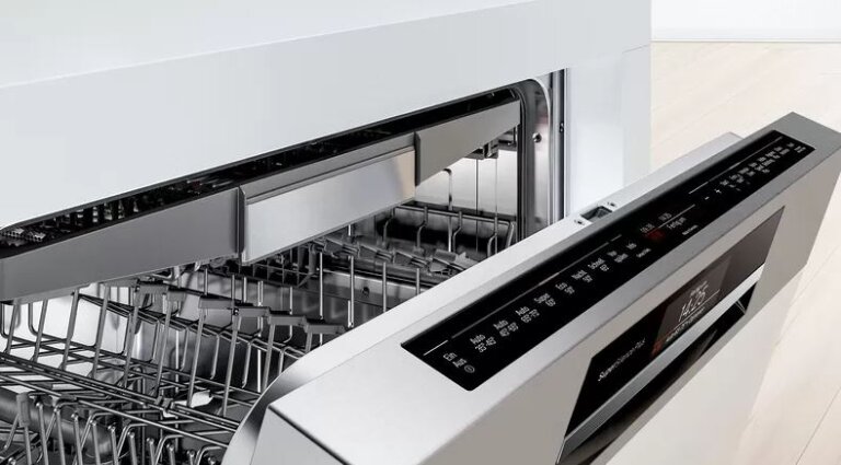 Robot planetarny Bosch MUM 58243 1000W (12)
